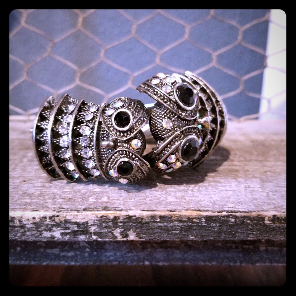 Owl bing bangle bracelet